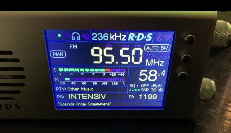  Zur Zeit macht ein Radio ganz groß die Runde und begeistert Bastler, Programmierer und DXer weltweit, auch in Deutschland hat sich der TEF 6686 wie ein Lauffeuer verbreitet und das mit Recht. Ich persönlich habe seit dem Degen DE 1103 kein tragbares Radi